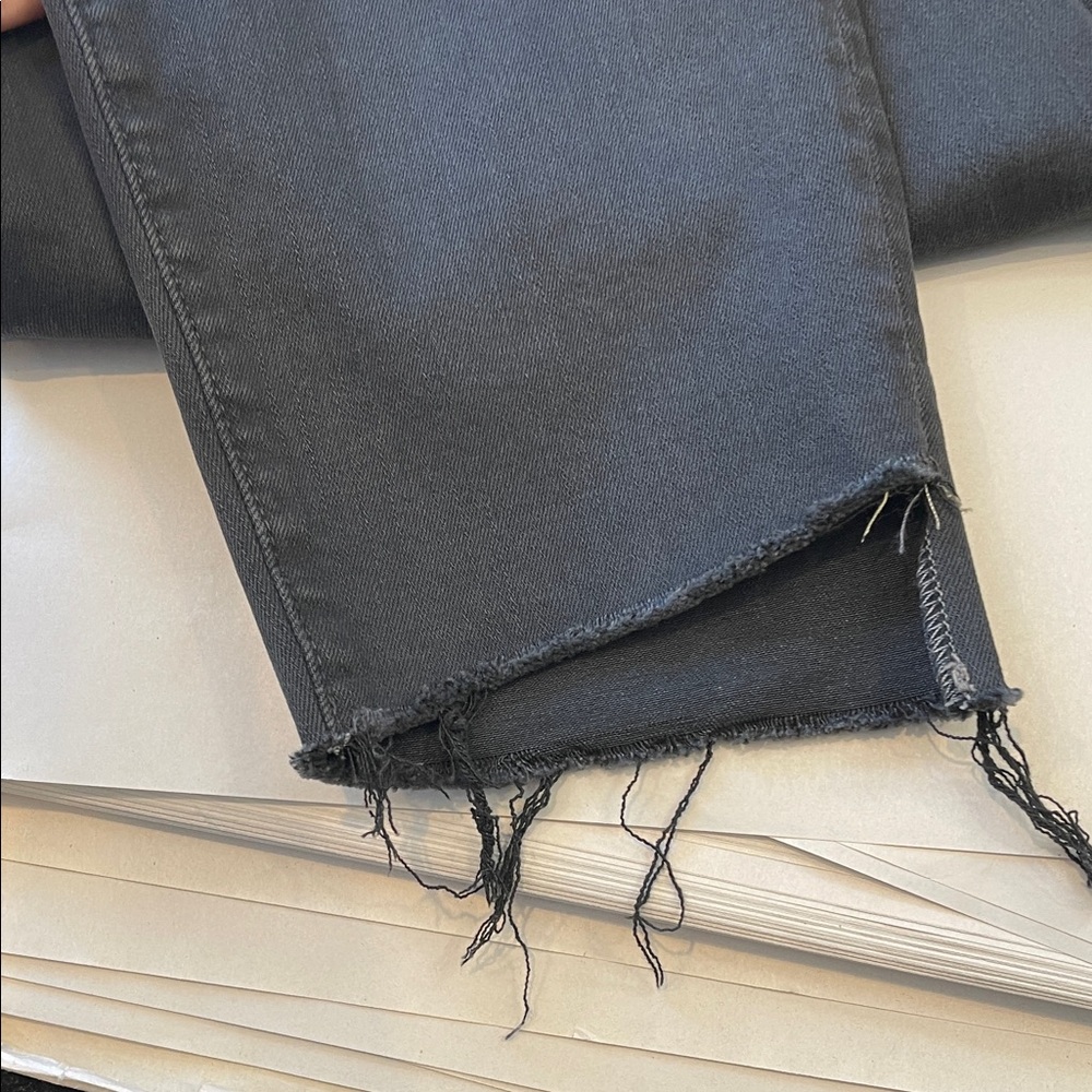 MOTHER Stunner Zip Ankle Fray Jeans – Size 31, High Rise Charcoal Distressed NWT - Picture 11 of 14
